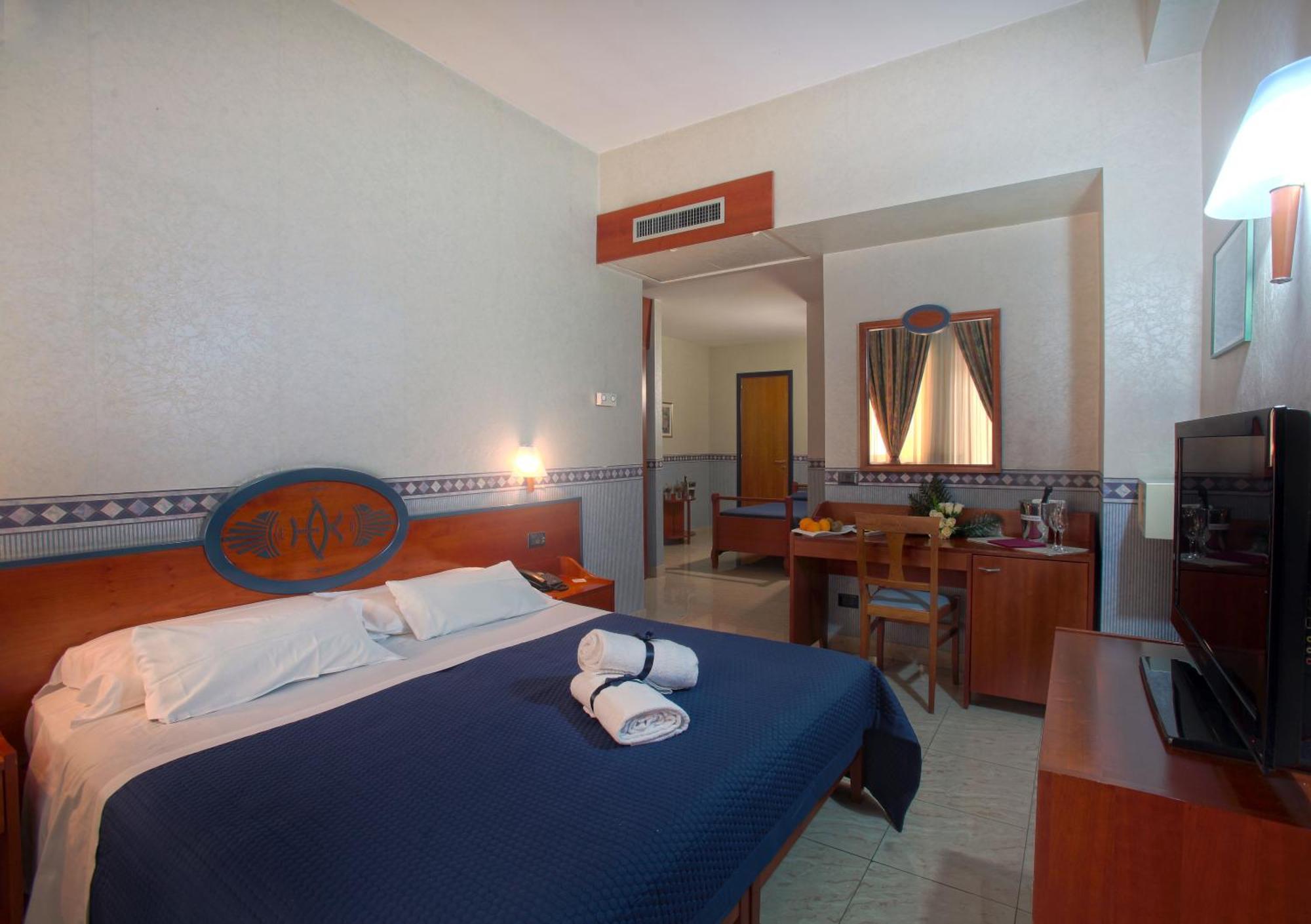 Hotel Kroma Ragusa Phòng bức ảnh